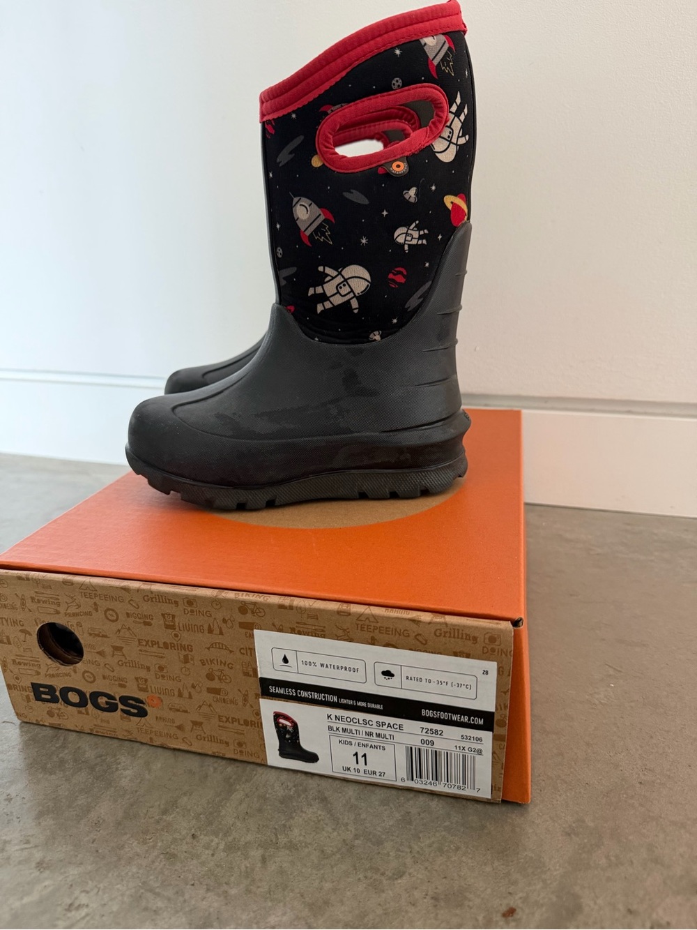 BOGS Black and Red Rocket-Print Kids Rain Boots